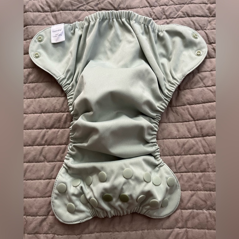 Esembly Cloth Diaper Outer / Swim Diaper Size 1 NWOT - Picture 4 of 6